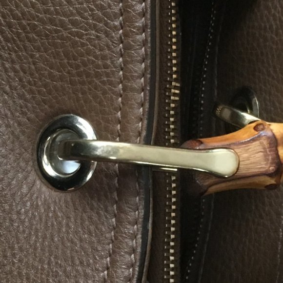Gucci Large Bamboo Shopper Tote - Picture 9 of 10